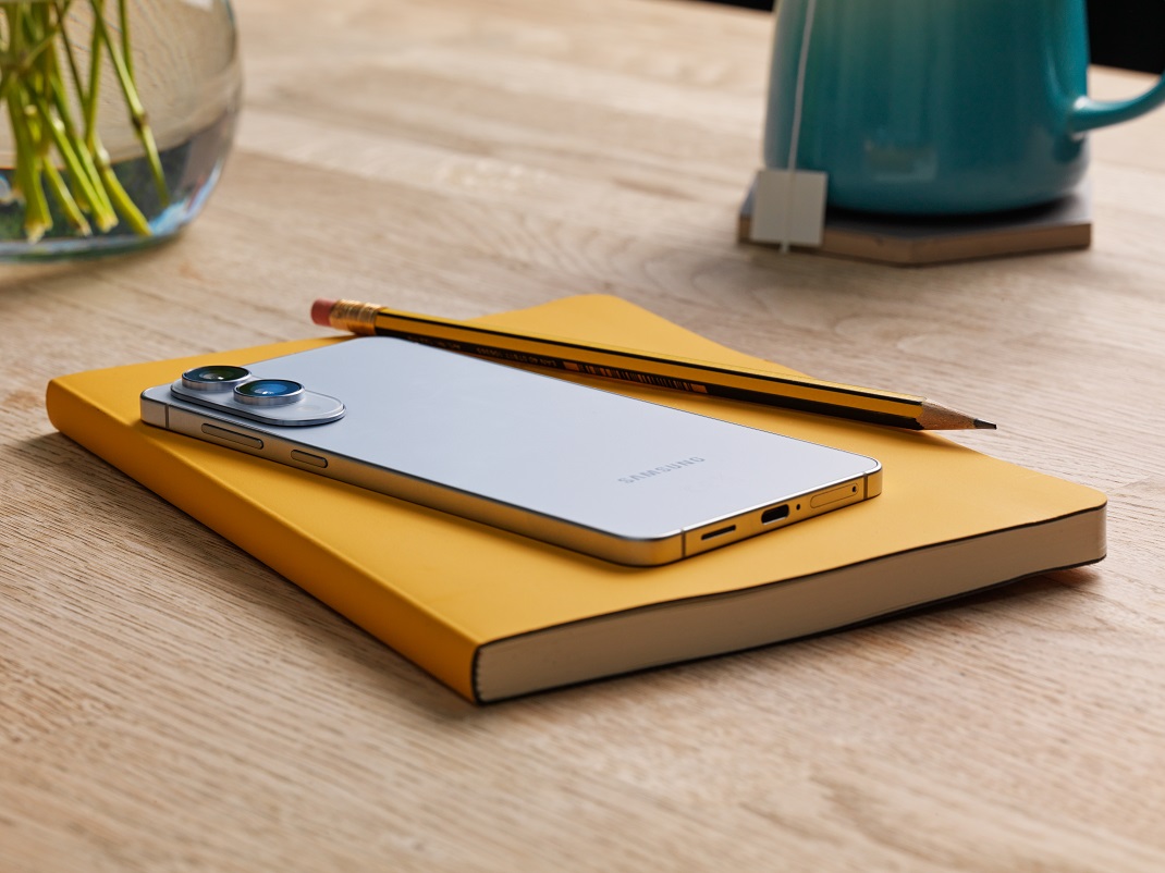 Новий смартфон Samsung Galaxy S25 Edge обійдеться від 54999 грн